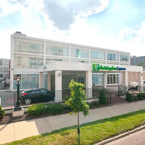 Hotel Express West End By Ihg, Saint Louis